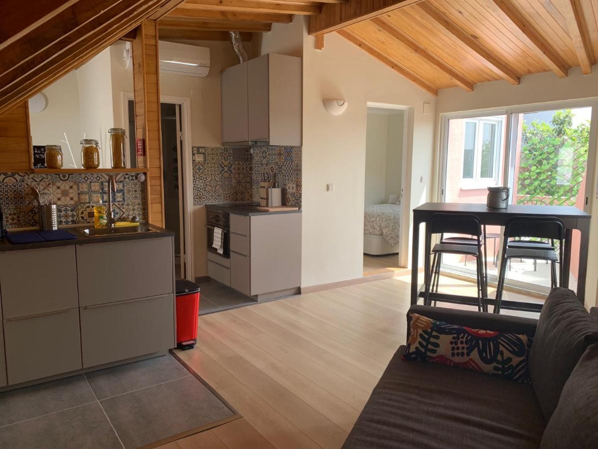 Apartment2 With Terrace And A View Near Amoreiras Lisbon Bagian luar foto